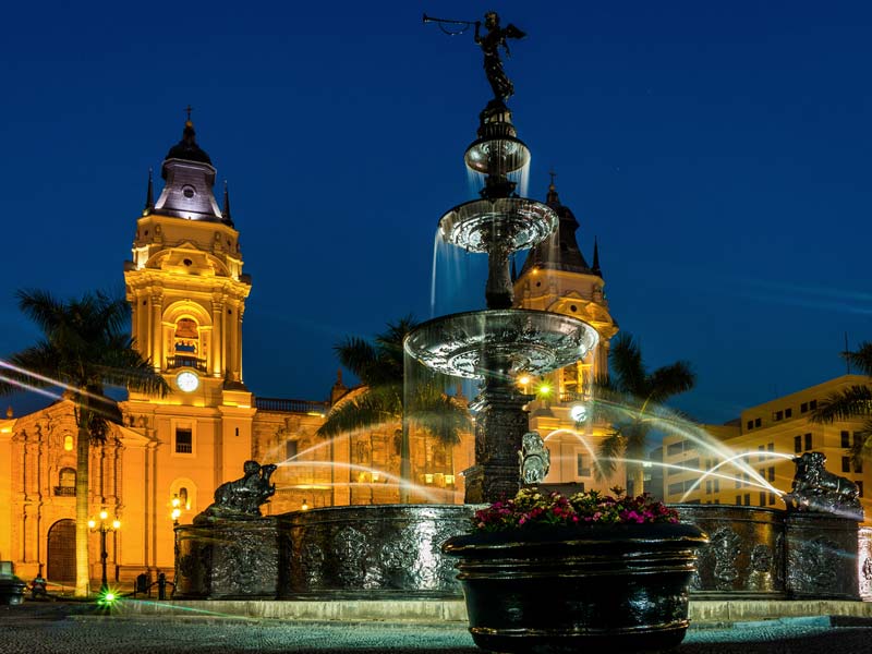 Full Day Lima - Ica + Overflight + City tour